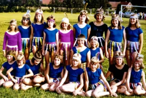 1974 Ca Turnen Maedchen Gruppenfoto