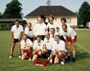 1974 Team Vorstand Auf Dem Sportplatz Duden Tsv Heidenau