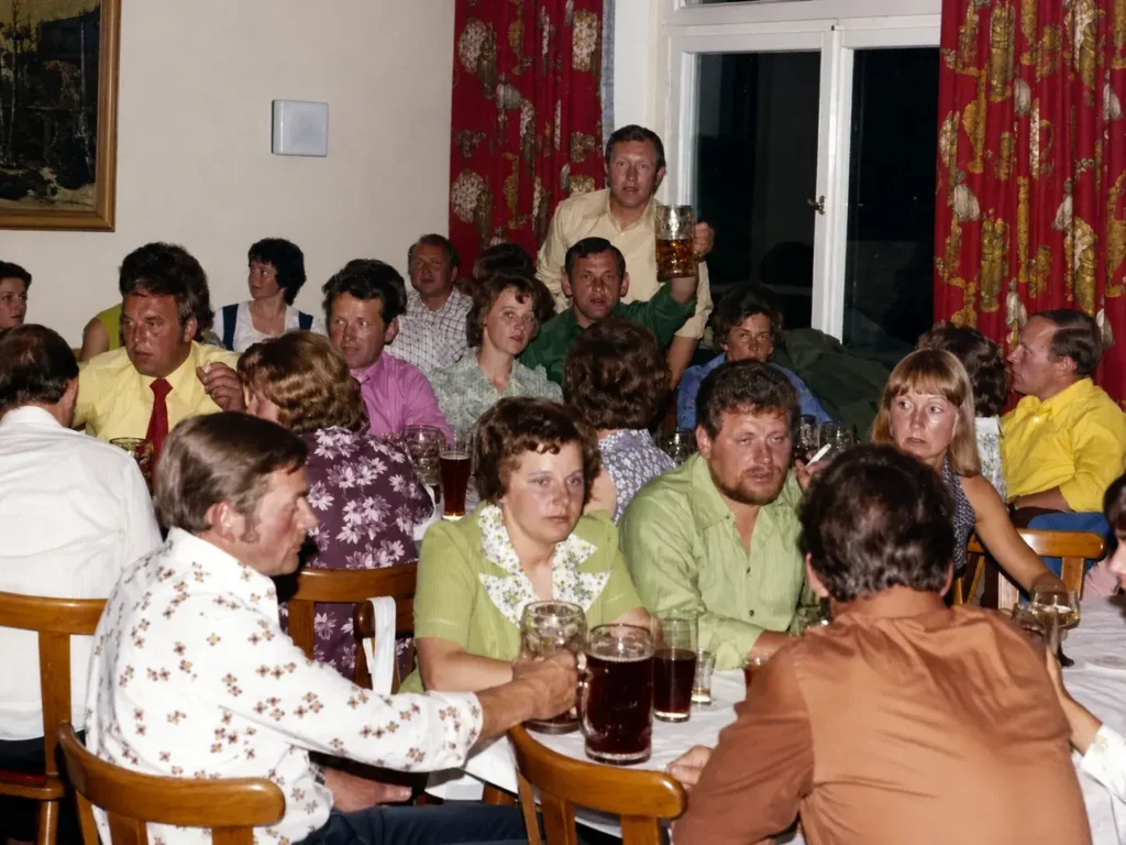 1975 05 19 Schusterstuebl In Alling