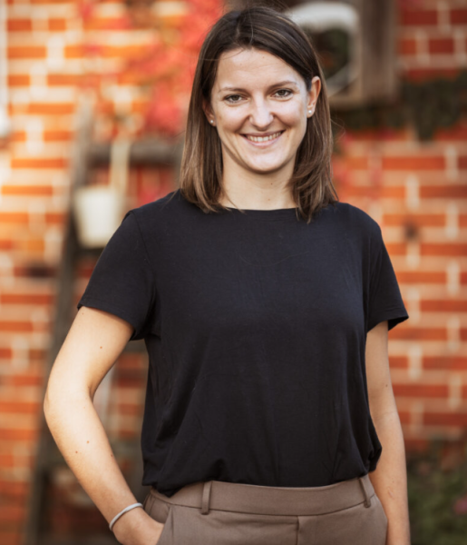 Julia Strate