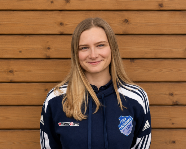 Fussball Obfrau Tsv Heidenau Helena Laemmerhirt