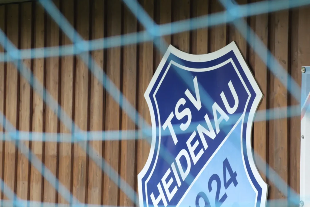 Tsv Heidenau Heese Block Rückwand Logo