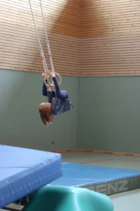 Tsv Heidenau Kinderturnen Samtgemeinde Tostedt Ringe Schaukeln